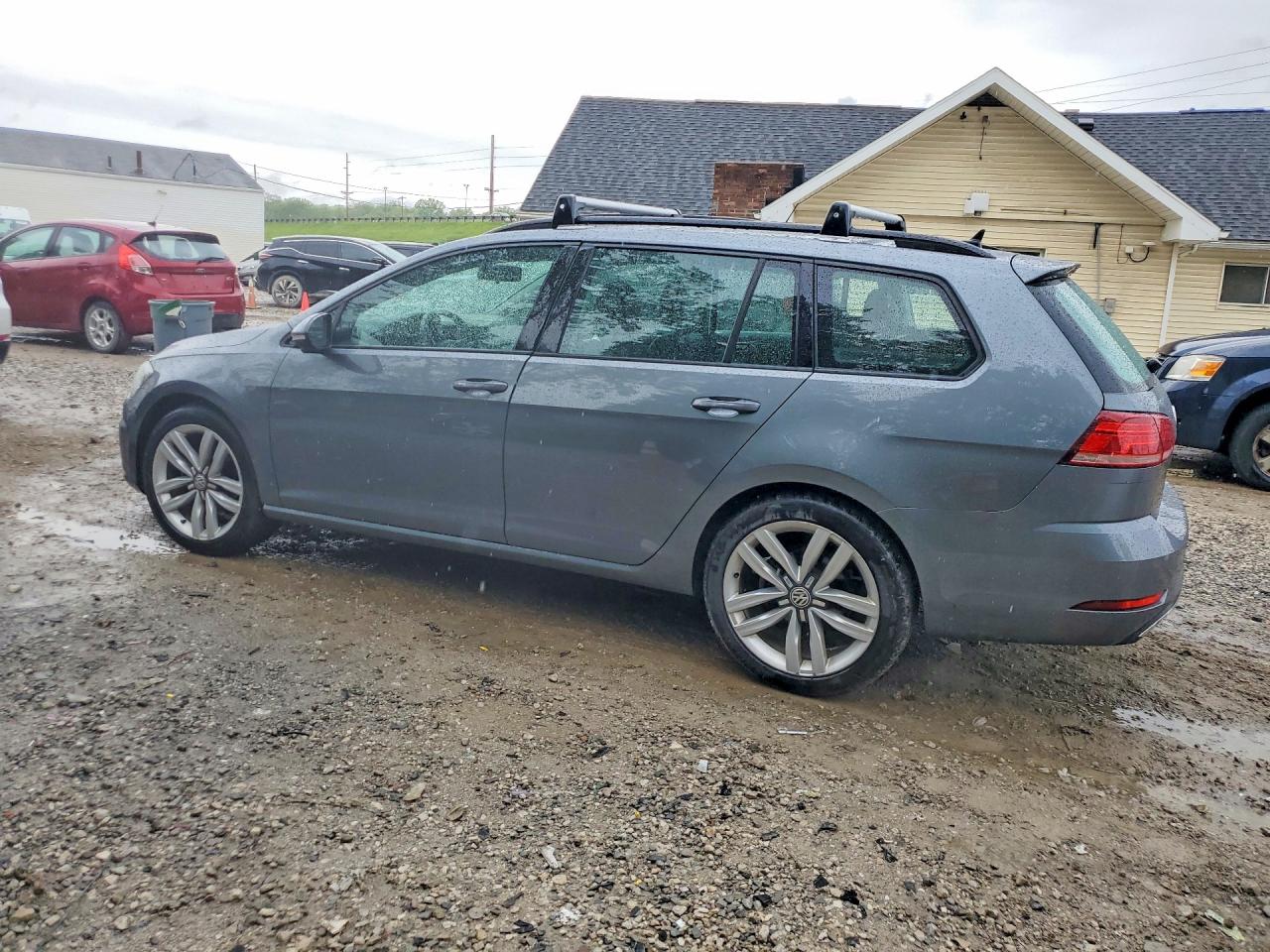 2018 VOLKSWAGEN GOLF