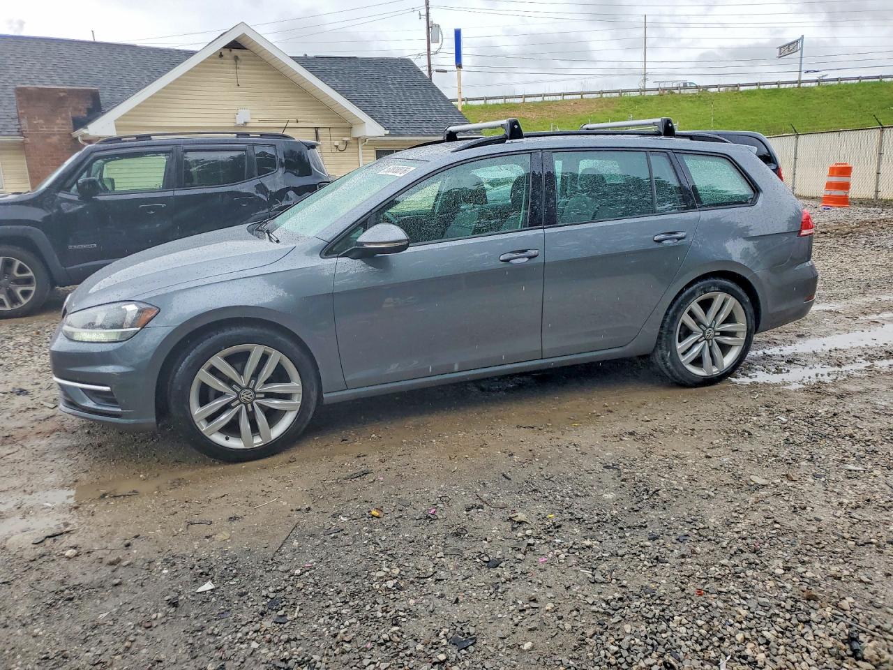 2018 VOLKSWAGEN GOLF