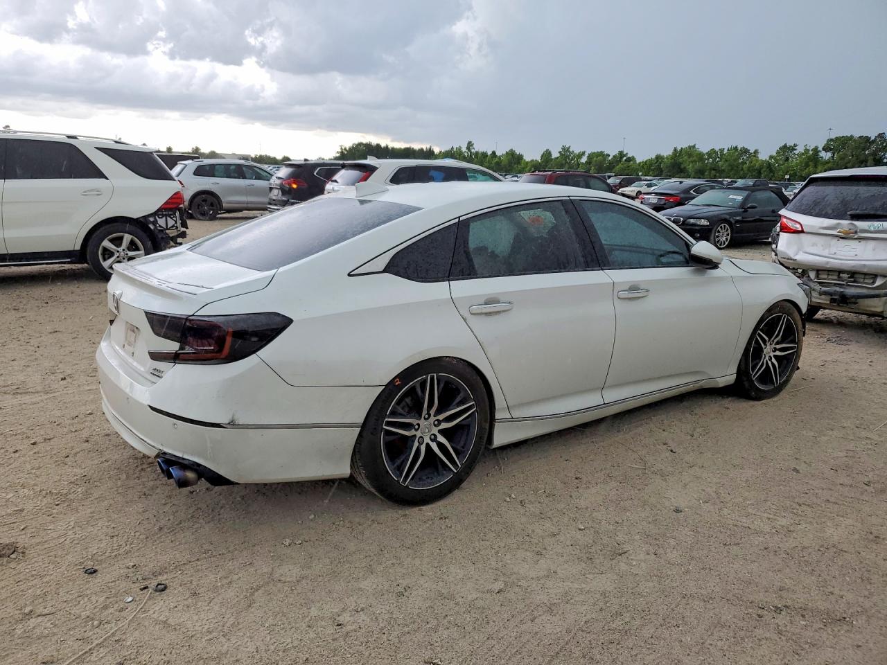 2021 HONDA ACCORD TOU