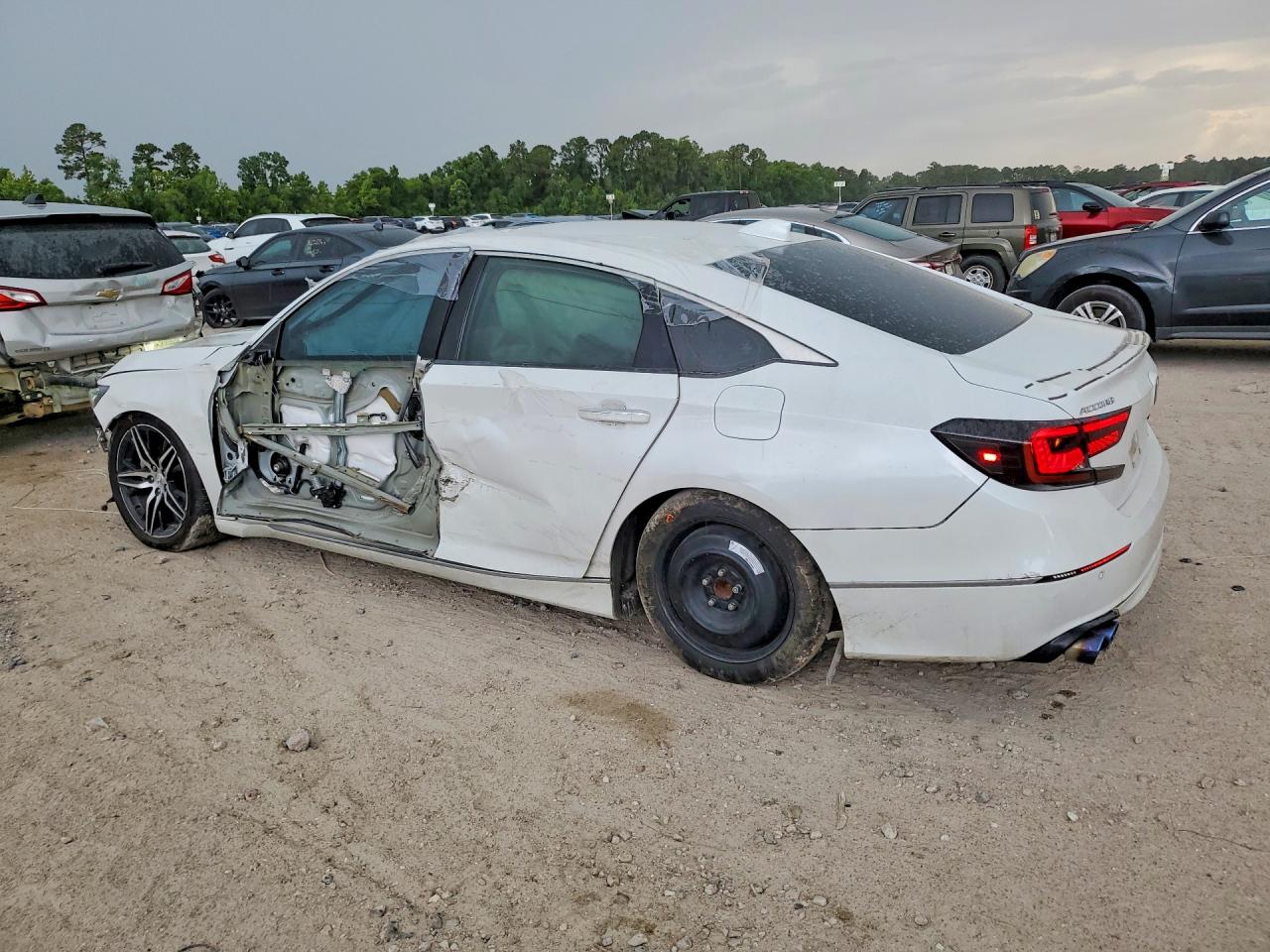 2021 HONDA ACCORD TOU