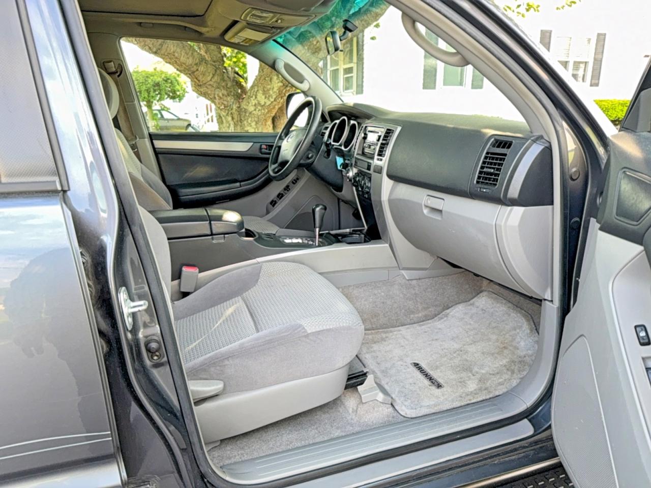2004 TOYOTA 4RUNNER