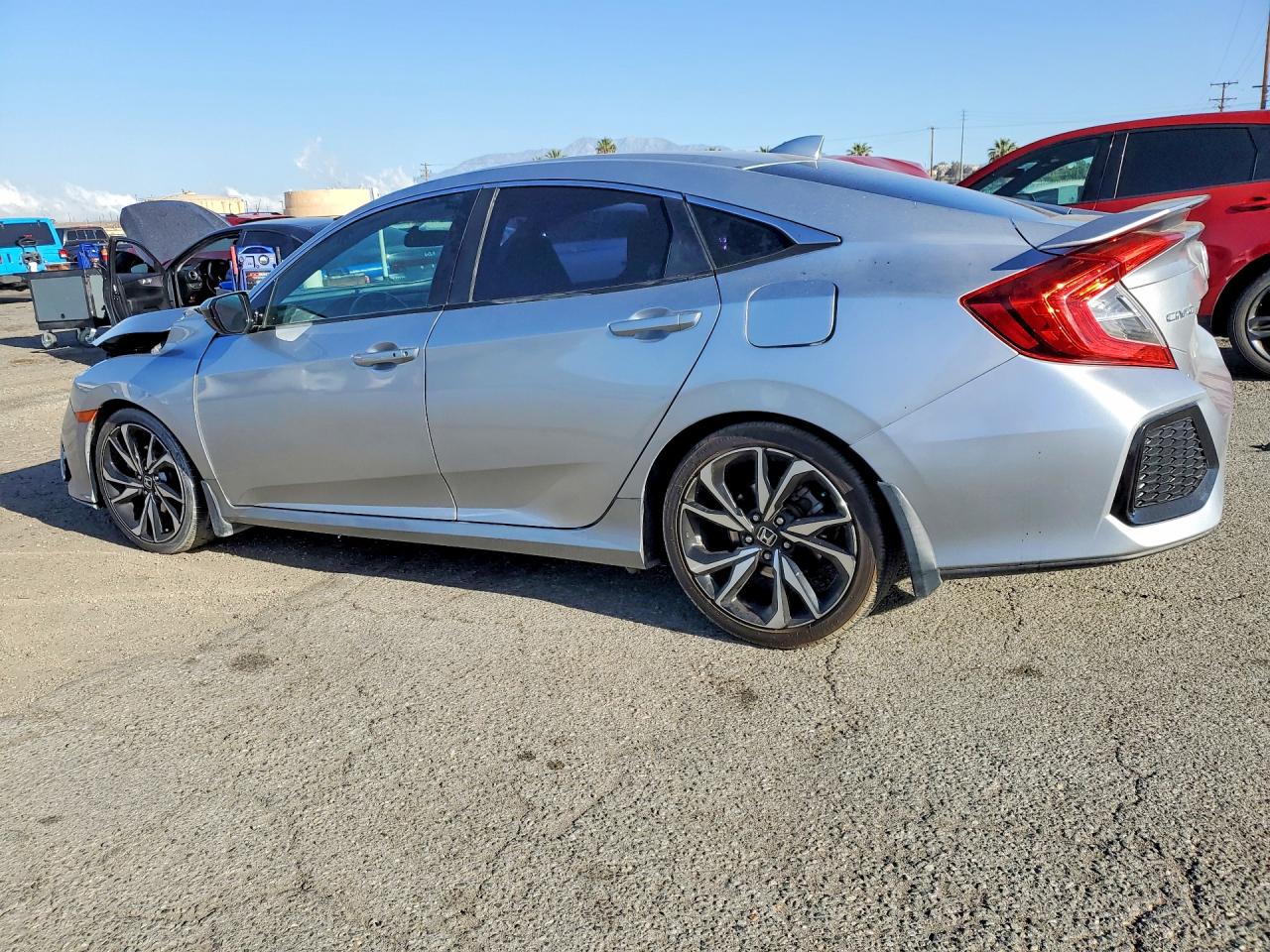 2018 HONDA CIVIC
