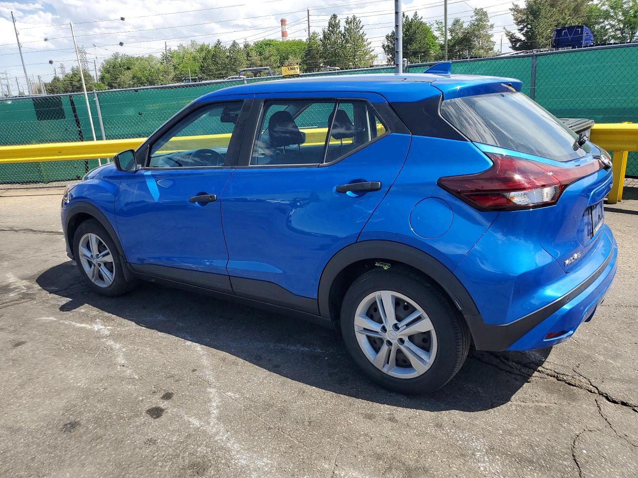 2022 NISSAN KICKS