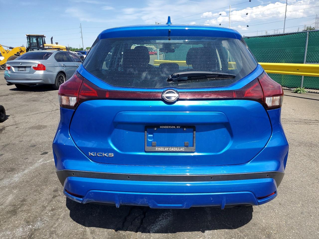 2022 NISSAN KICKS