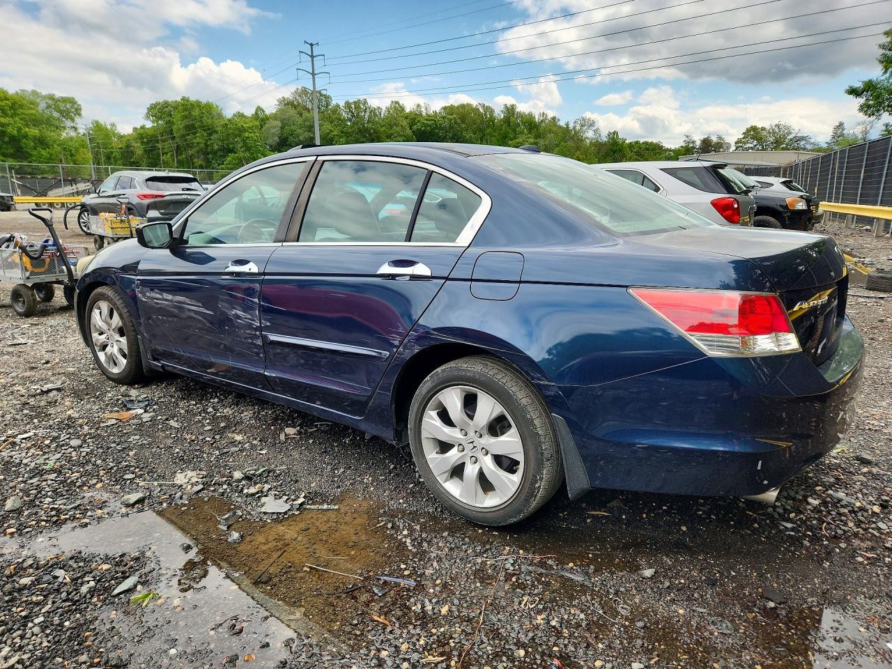 2010 HONDA ACCORD