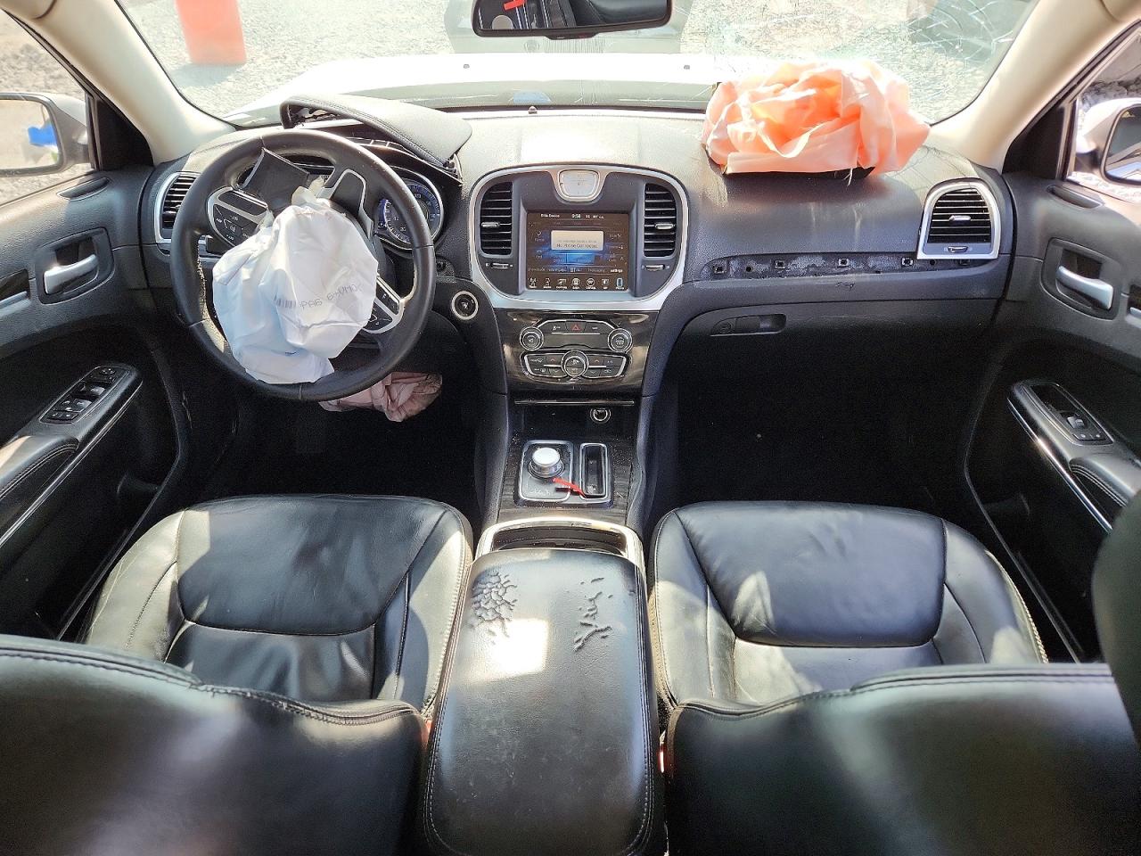 2015 CHRYSLER 300