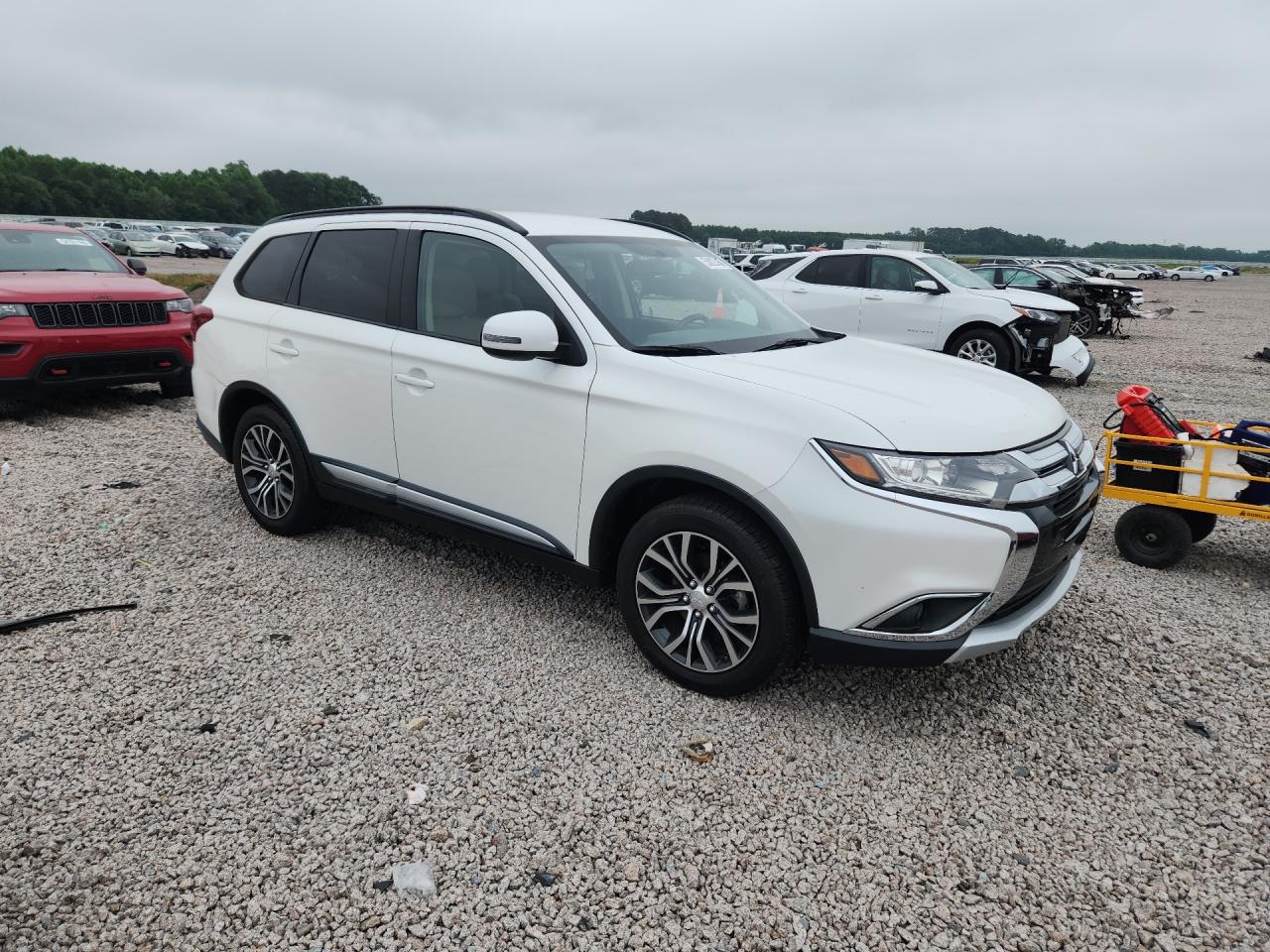 2016 MITSUBISHI OUTLANDER