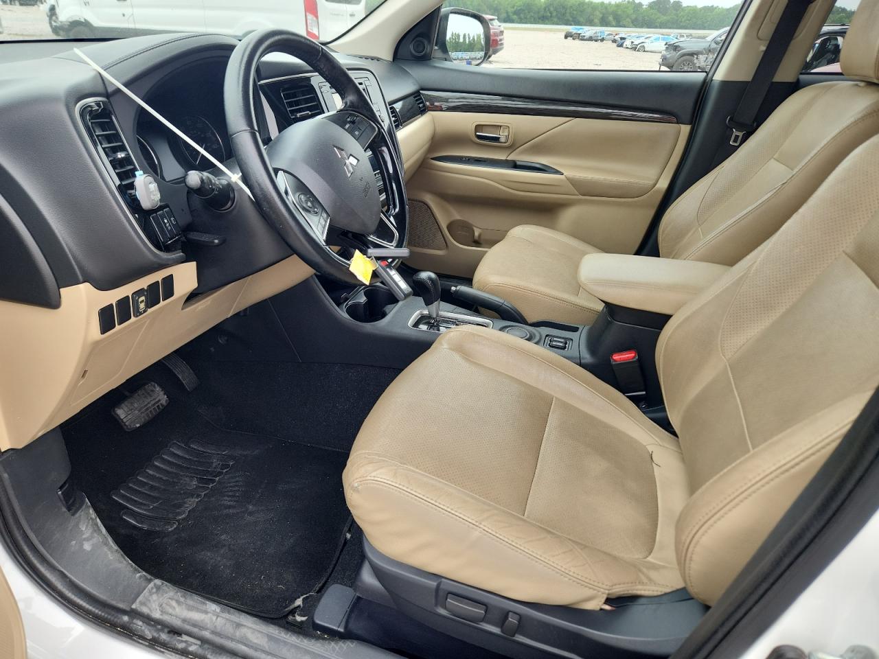 2016 MITSUBISHI OUTLANDER