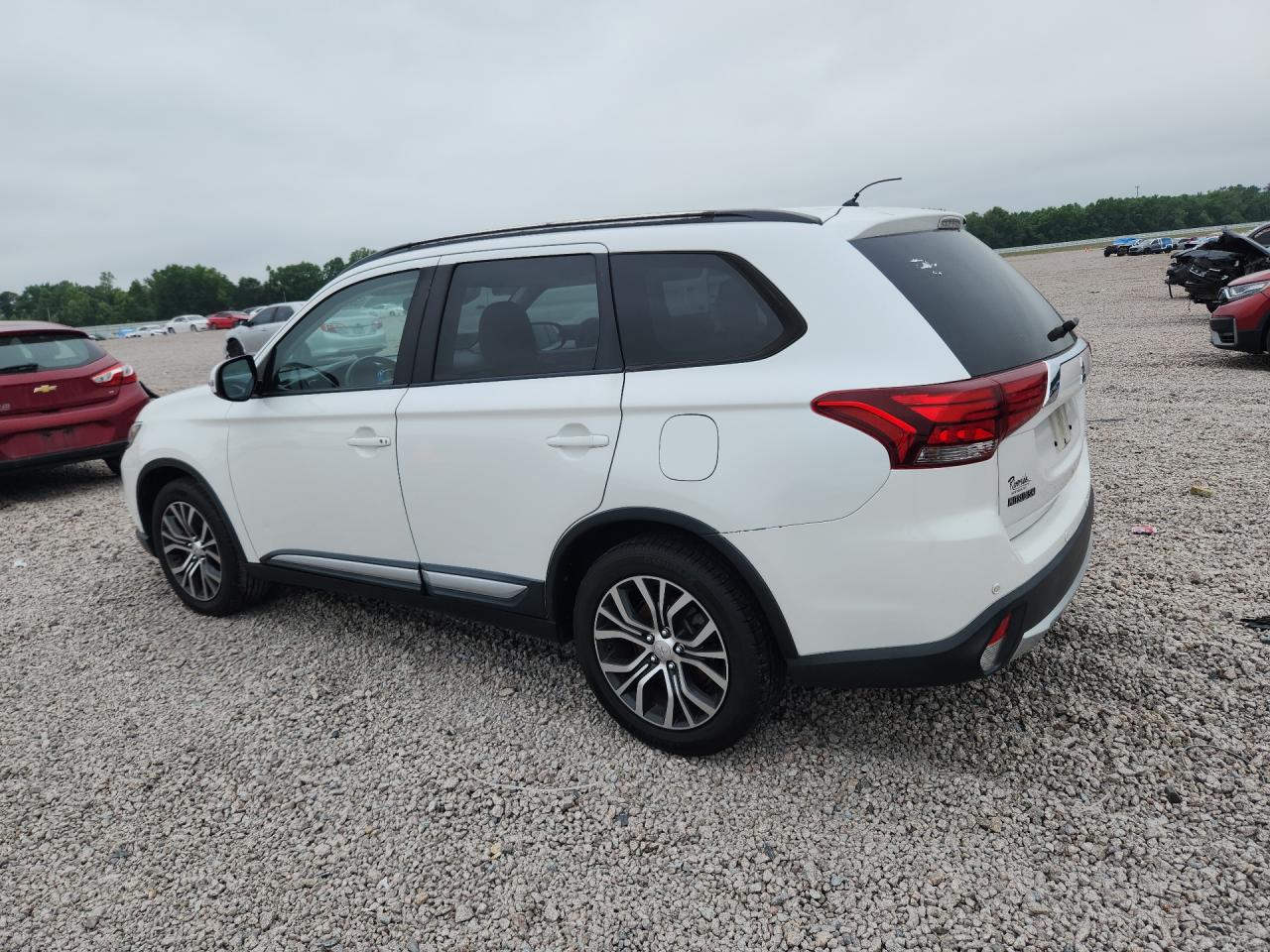 2016 MITSUBISHI OUTLANDER