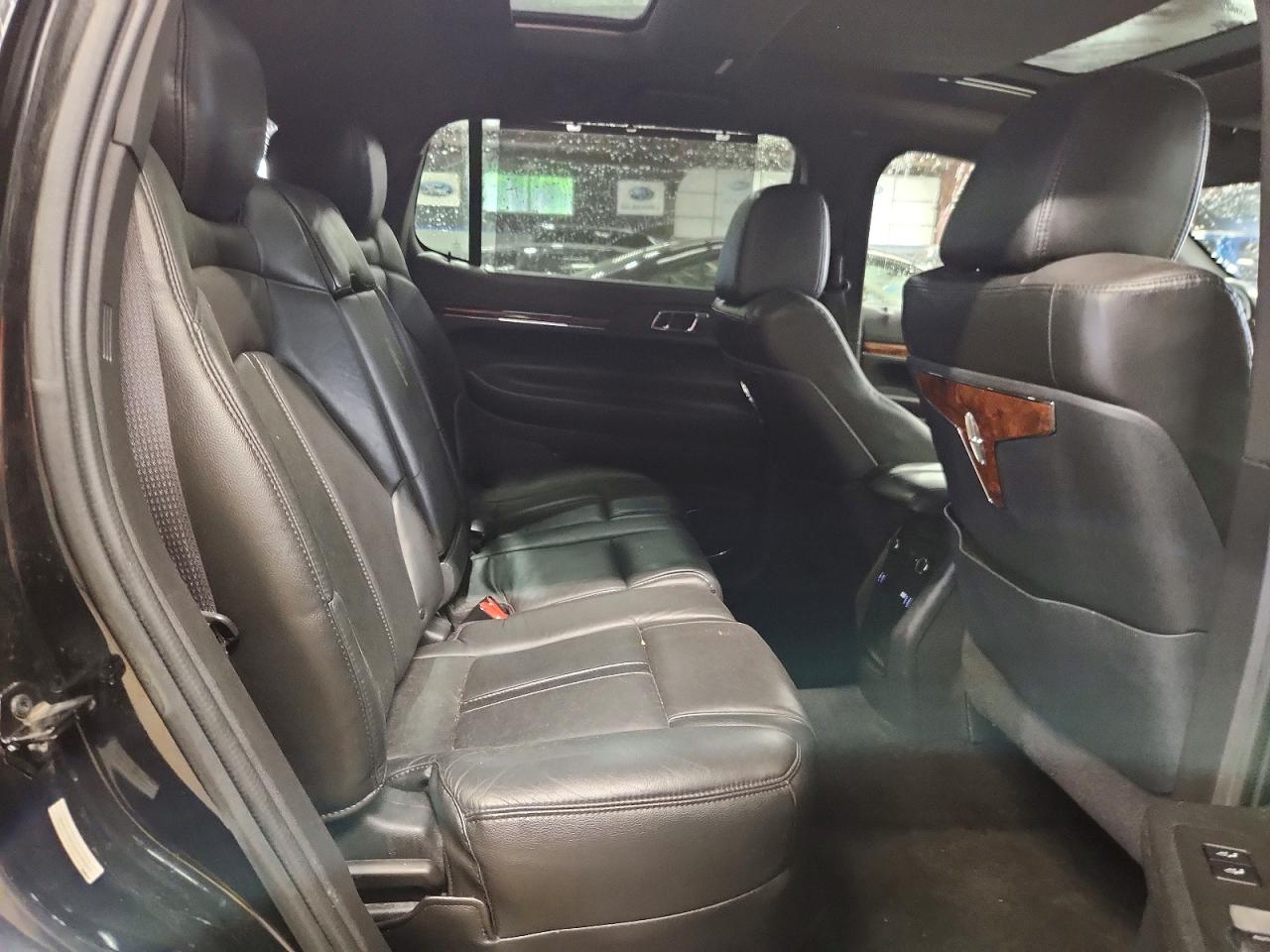 2014 LINCOLN MKT