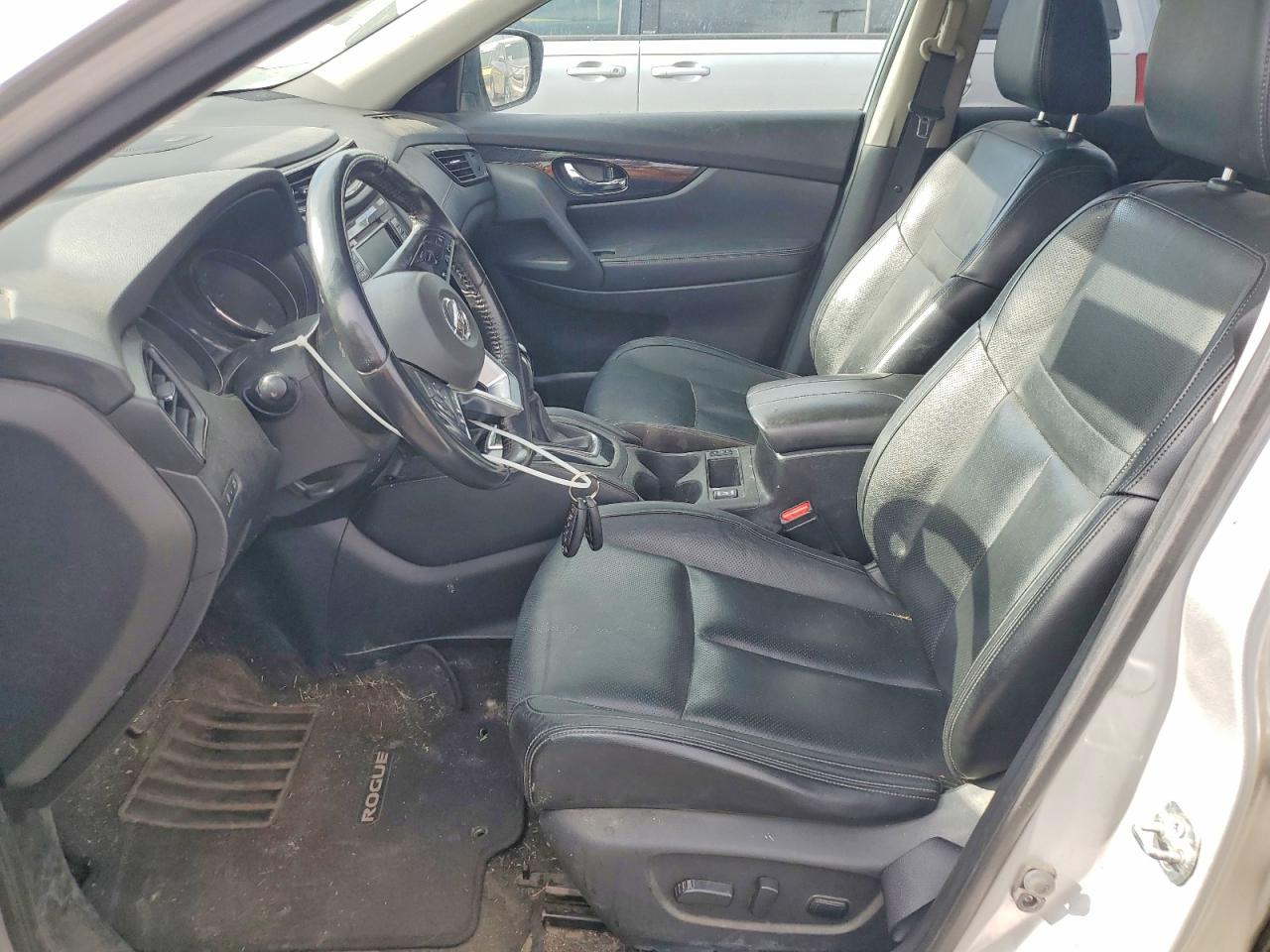2018 NISSAN ROGUE