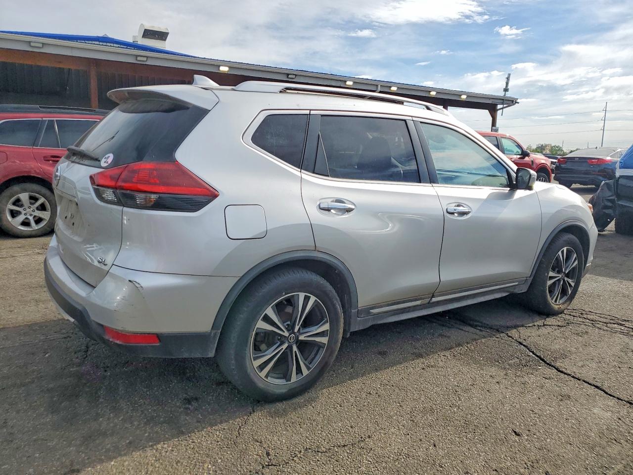 2018 NISSAN ROGUE