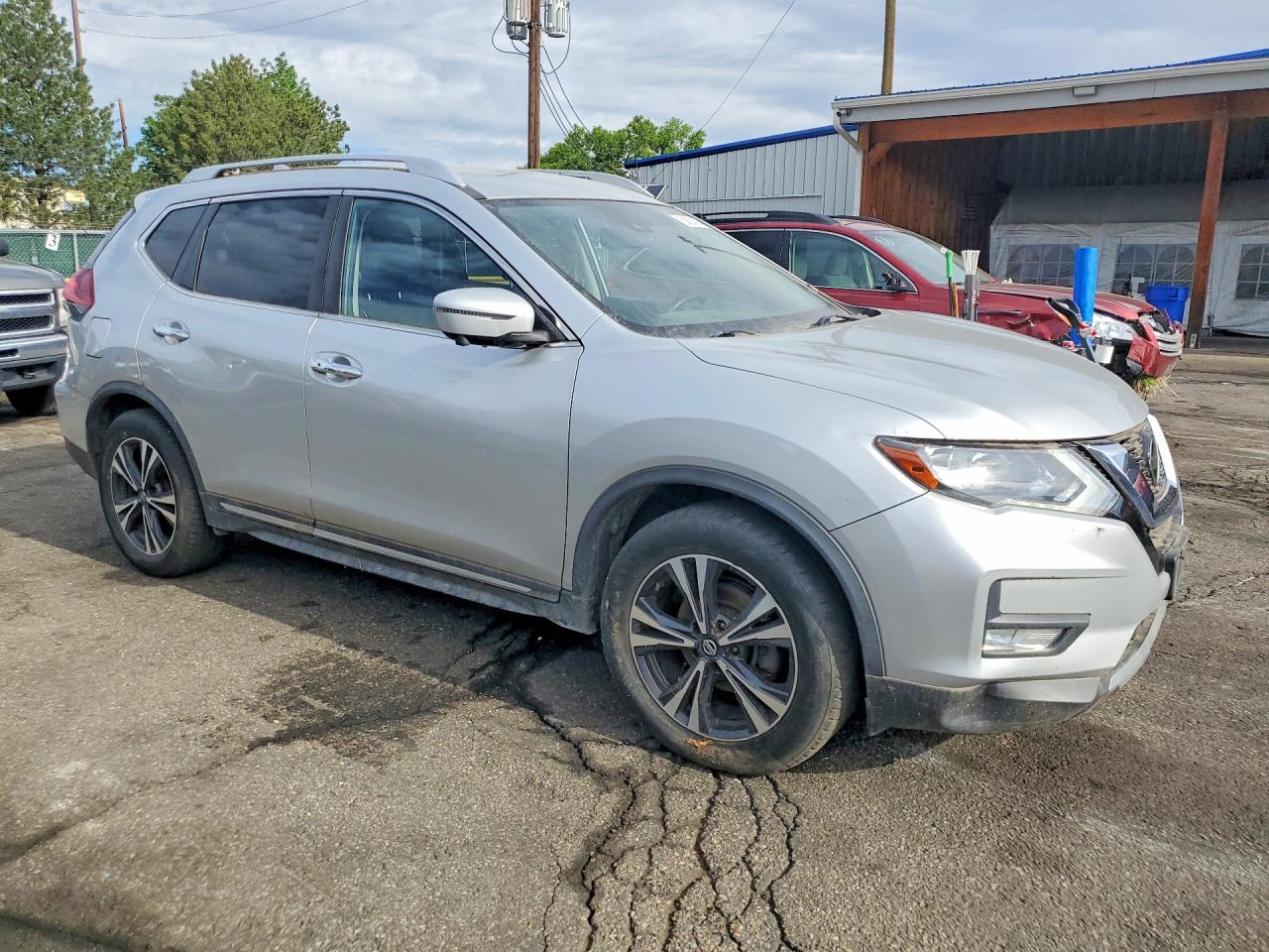 2018 NISSAN ROGUE