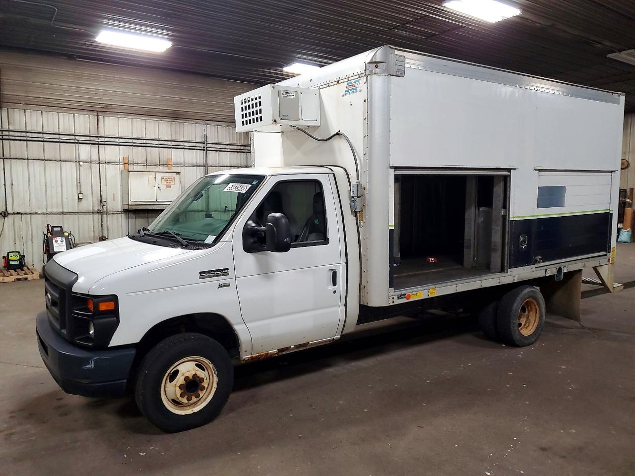 2014 FORD ECONOLINE