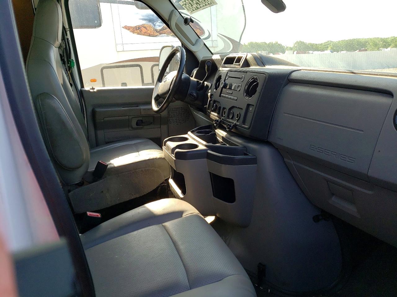 2014 FORD ECONOLINE