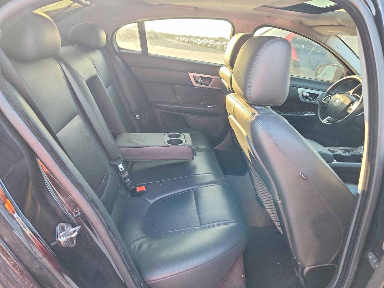 2013 JAGUAR XF