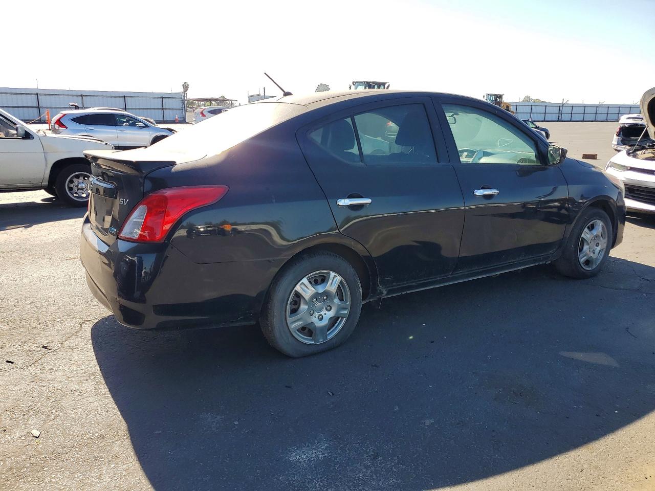 2016 NISSAN VERSA