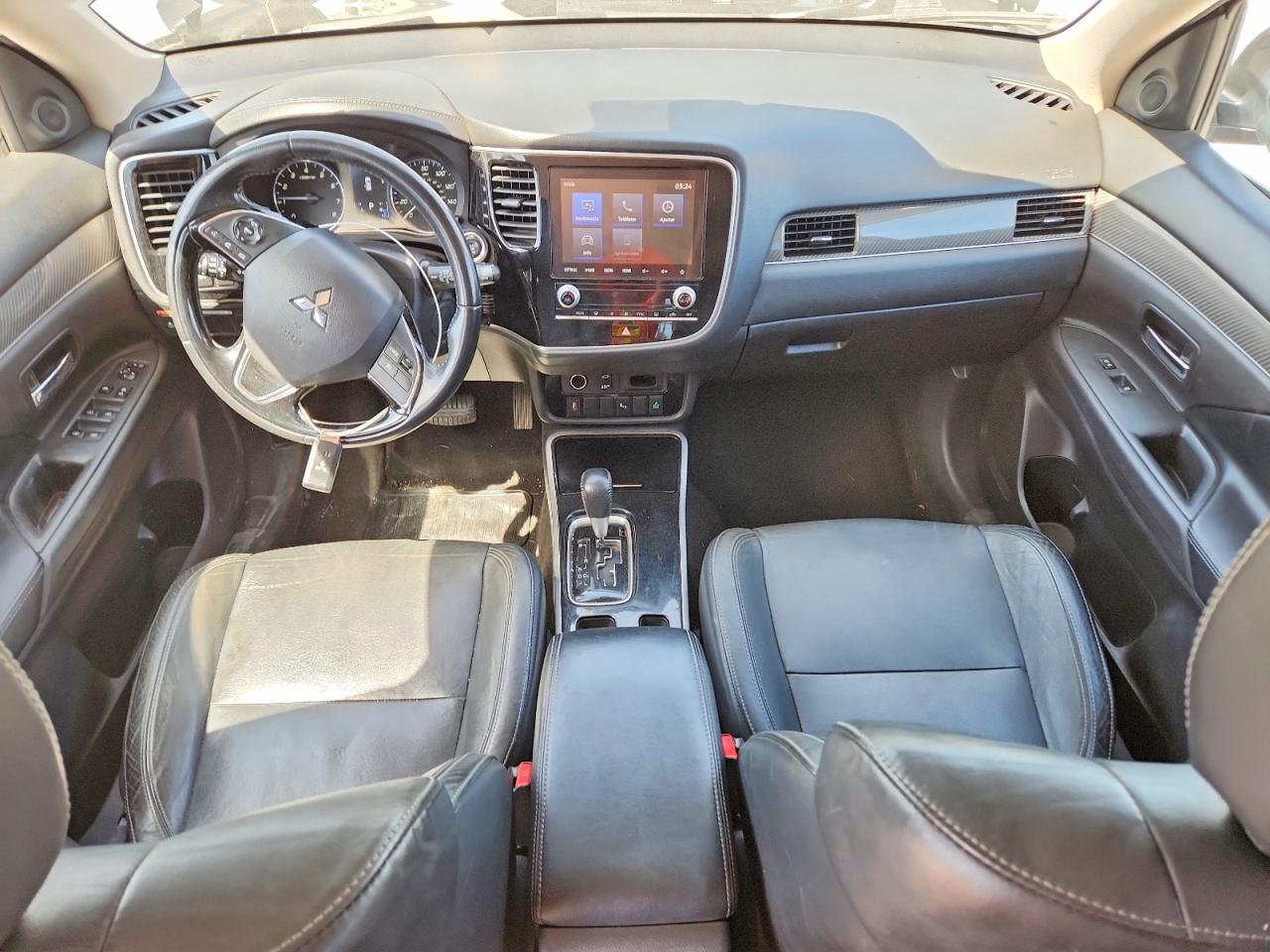 2020 MITSUBISHI OUTLANDER