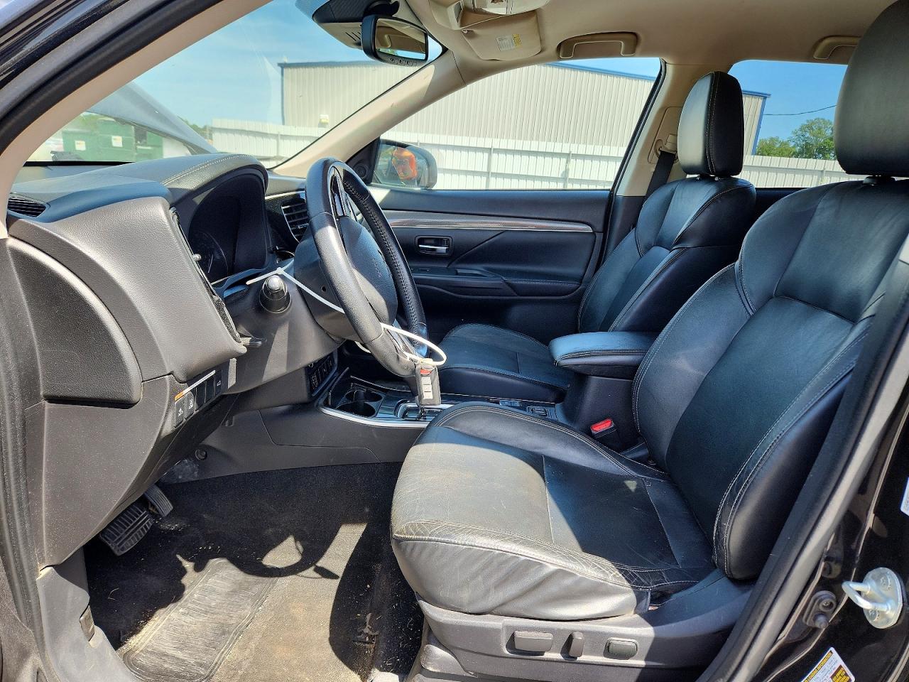 2020 MITSUBISHI OUTLANDER