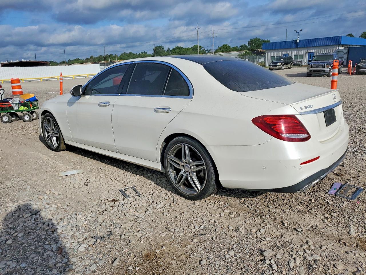 2017 MERCEDES-BENZ E-CLASS