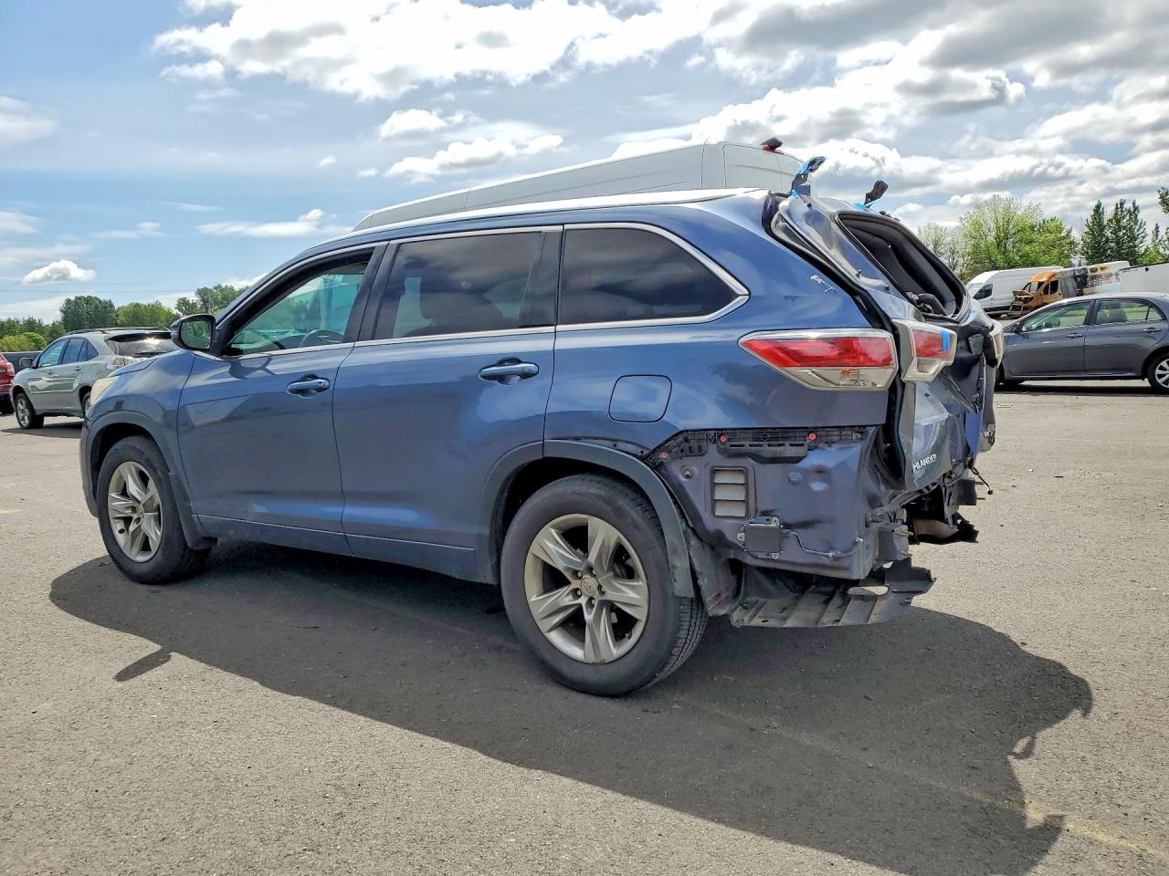2015 TOYOTA HIGHLANDER