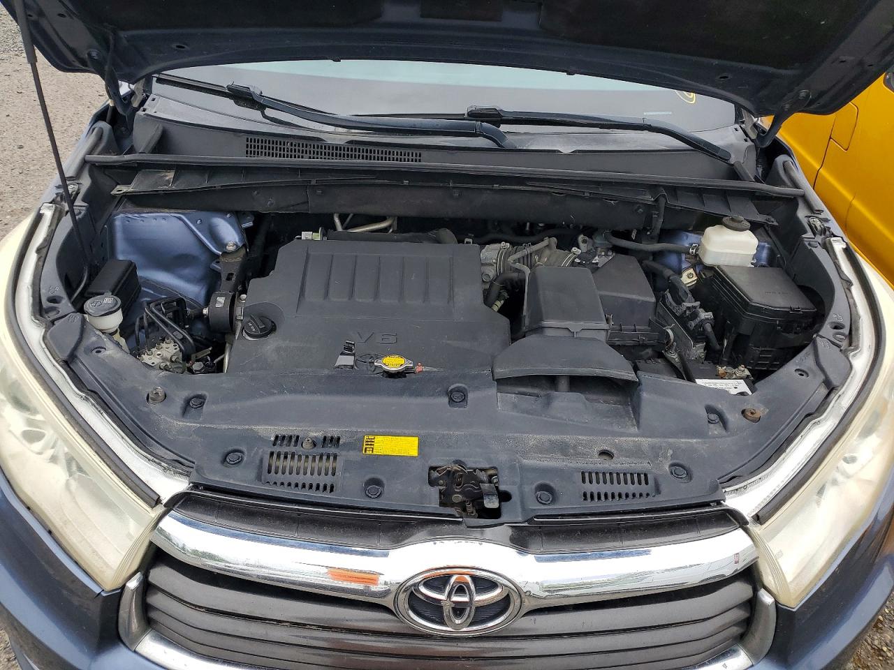 2015 TOYOTA HIGHLANDER
