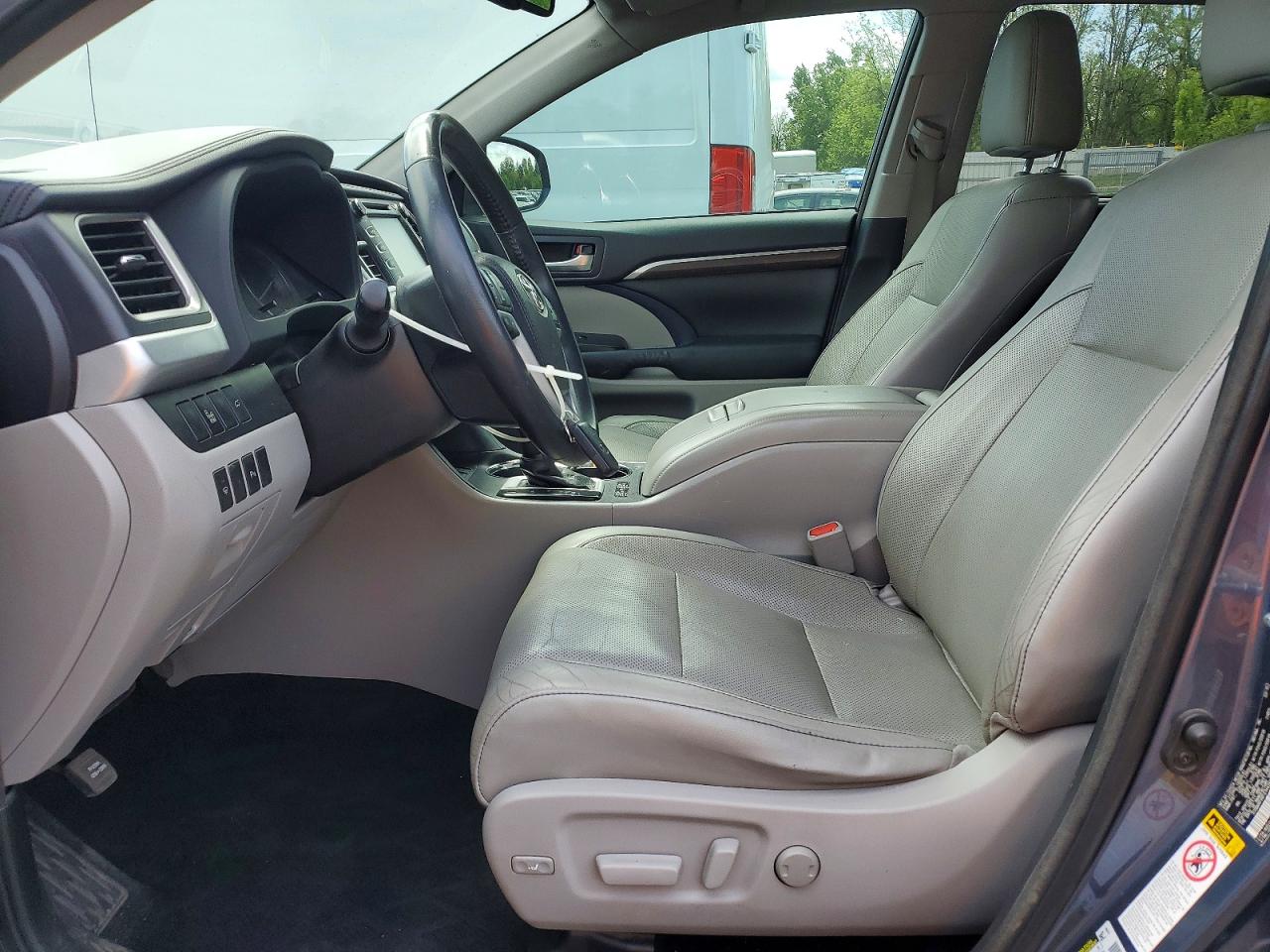 2015 TOYOTA HIGHLANDER