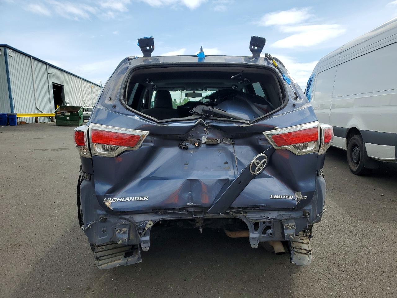 2015 TOYOTA HIGHLANDER