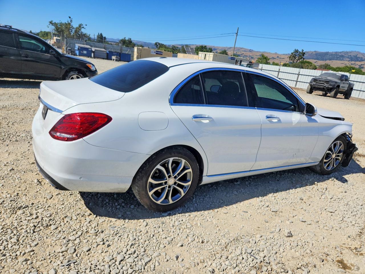 2015 MERCEDES-BENZ C-CLASS