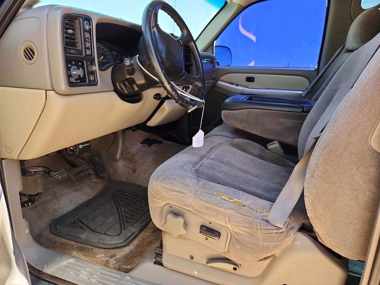 2000 CHEVROLET TAHOE