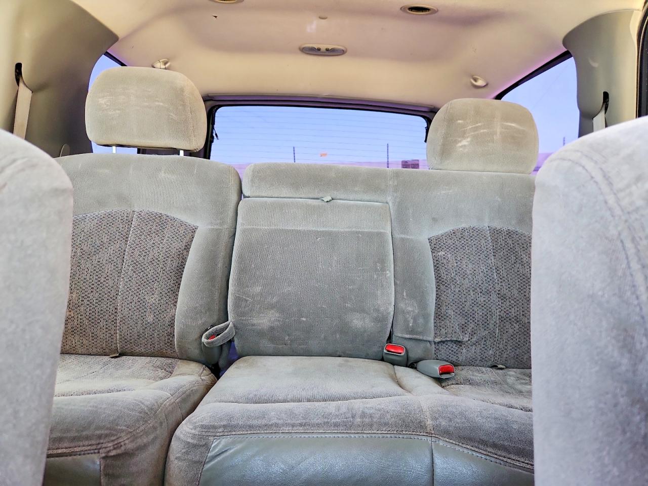 2000 CHEVROLET TAHOE