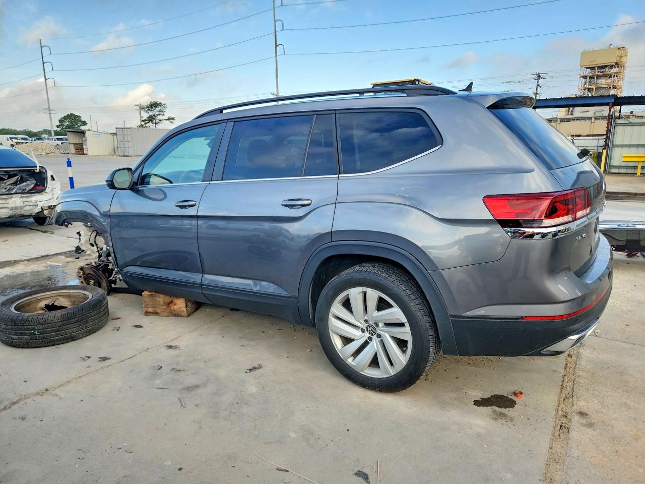 2021 VOLKSWAGEN ATLAS