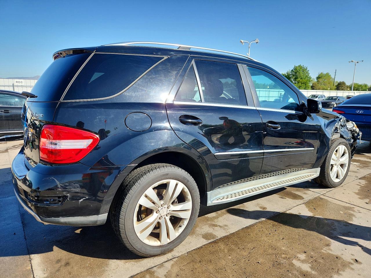 2011 MERCEDES-BENZ M-CLASS