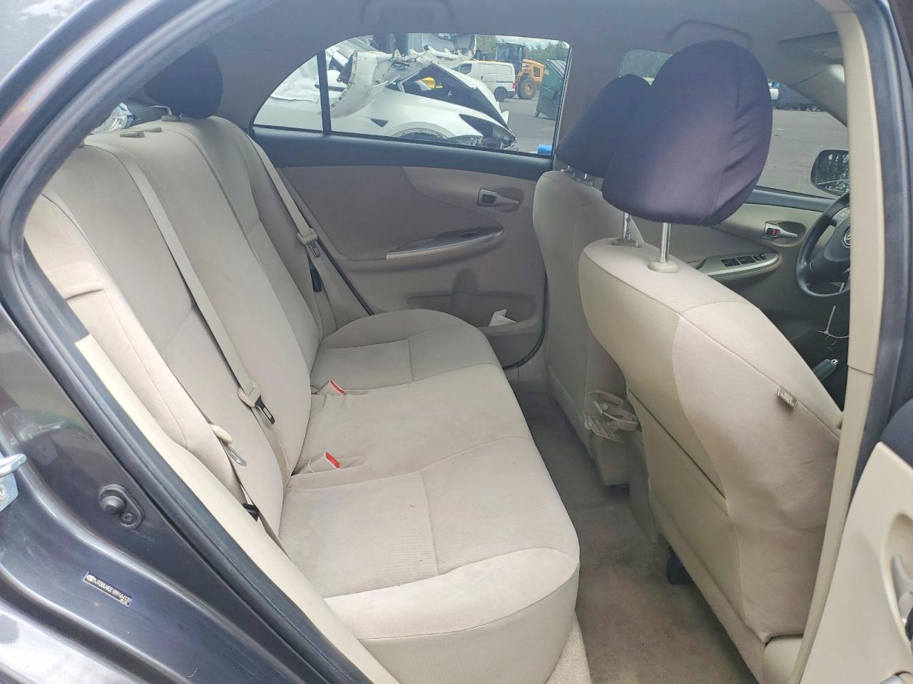 2011 TOYOTA COROLLA