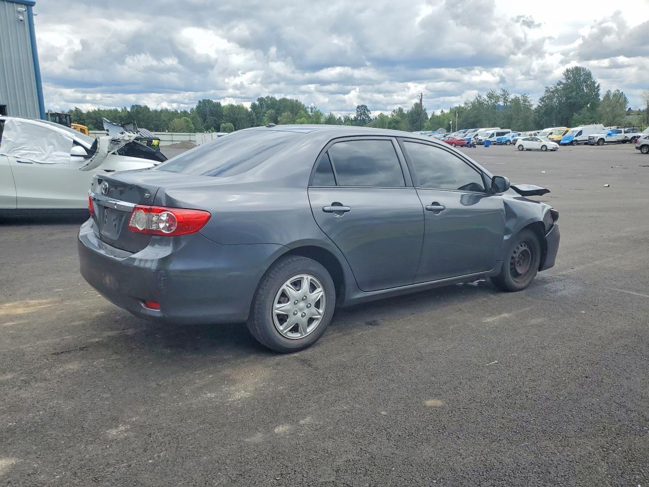 2011 TOYOTA COROLLA