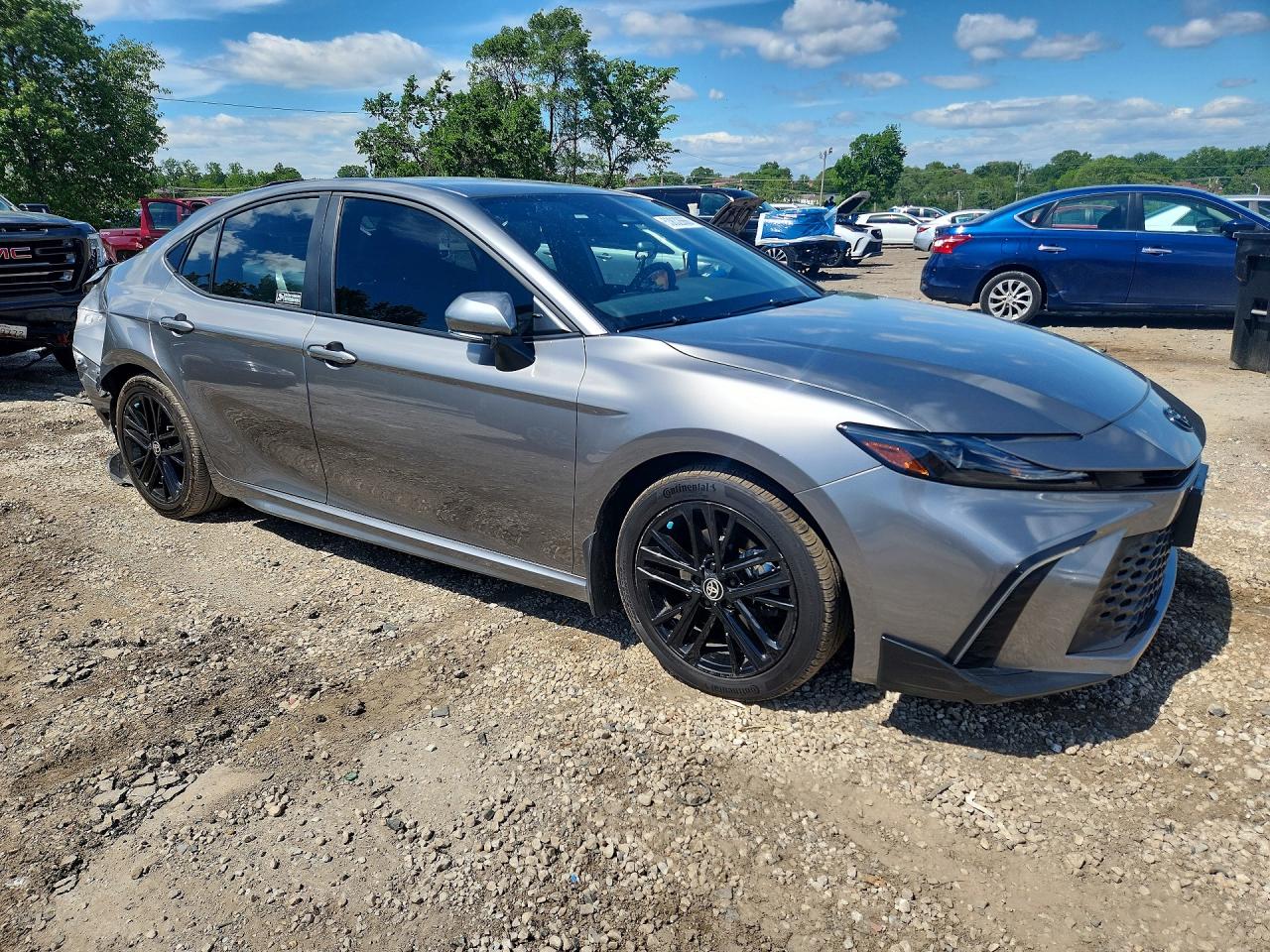 2025 TOYOTA CAMRY