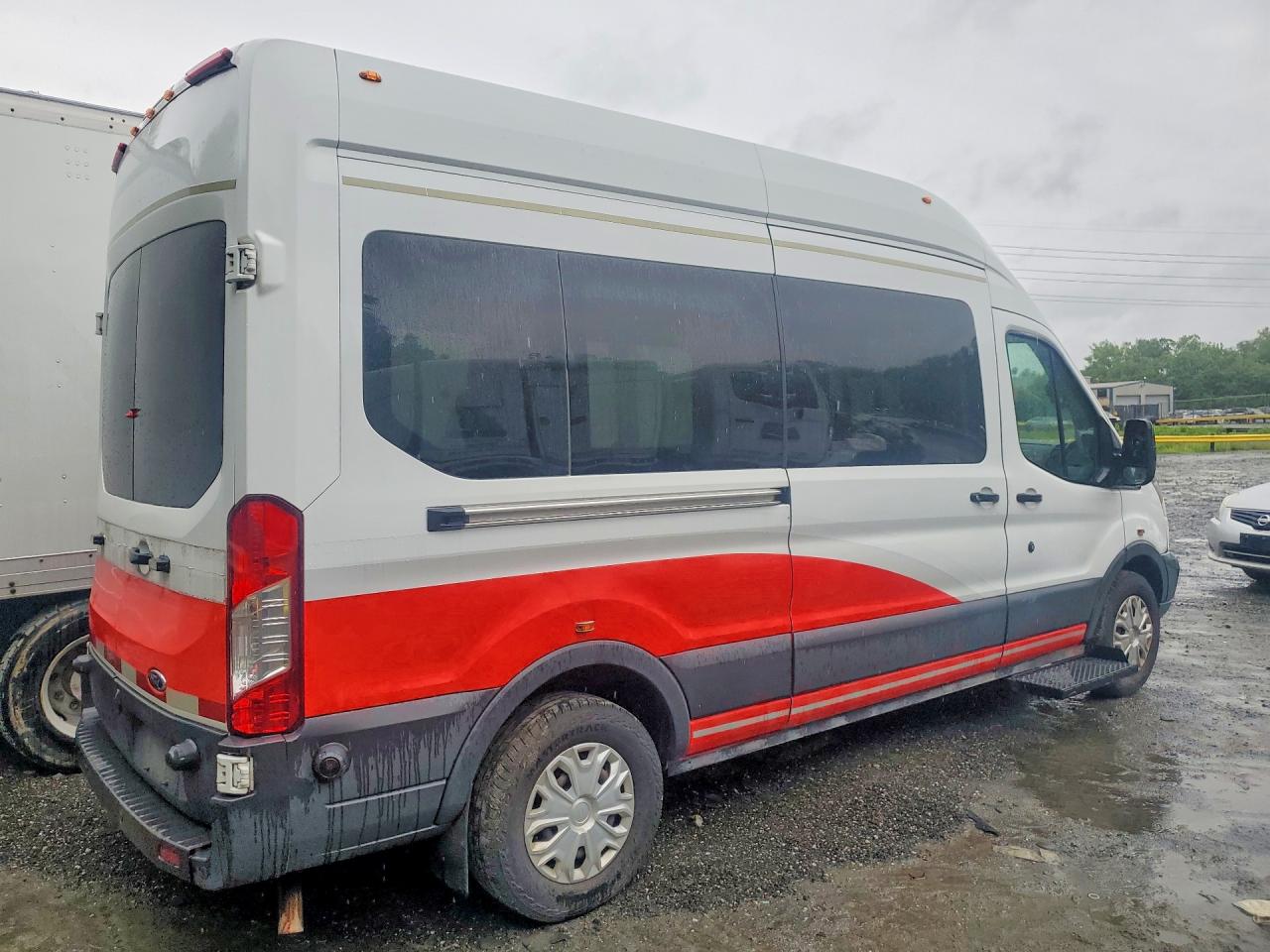 2017 FORD TRANSIT