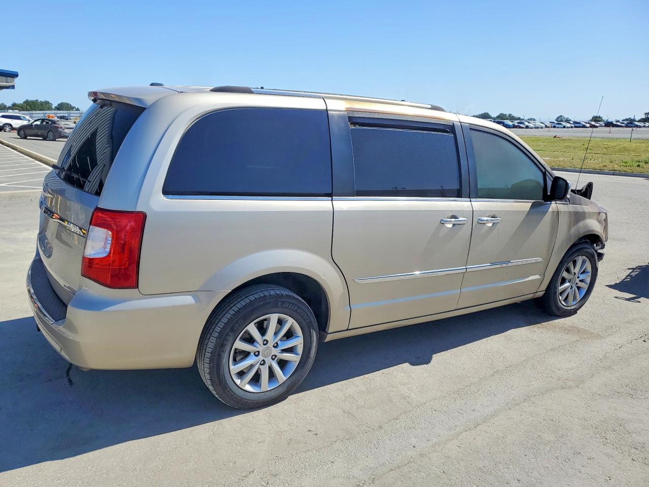 2015 CHRYSLER MINIVAN