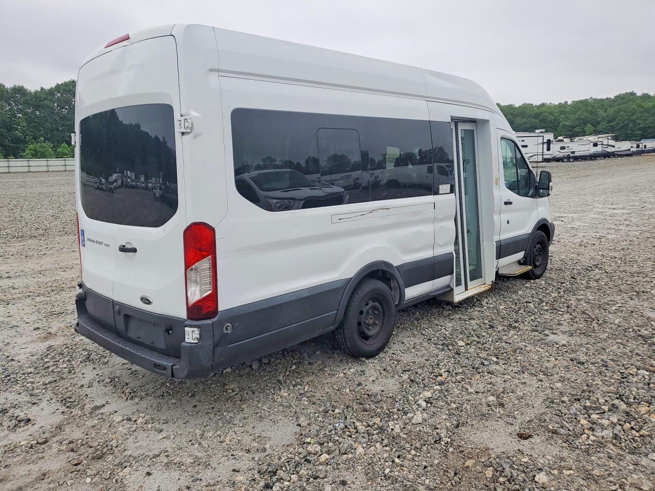 2017 FORD TRANSIT