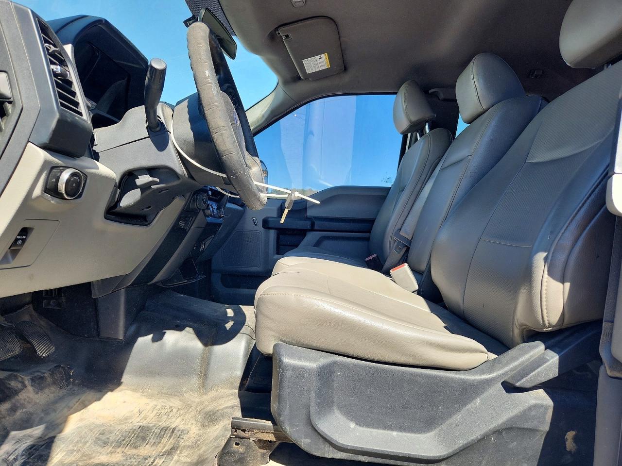 2016 FORD F150
