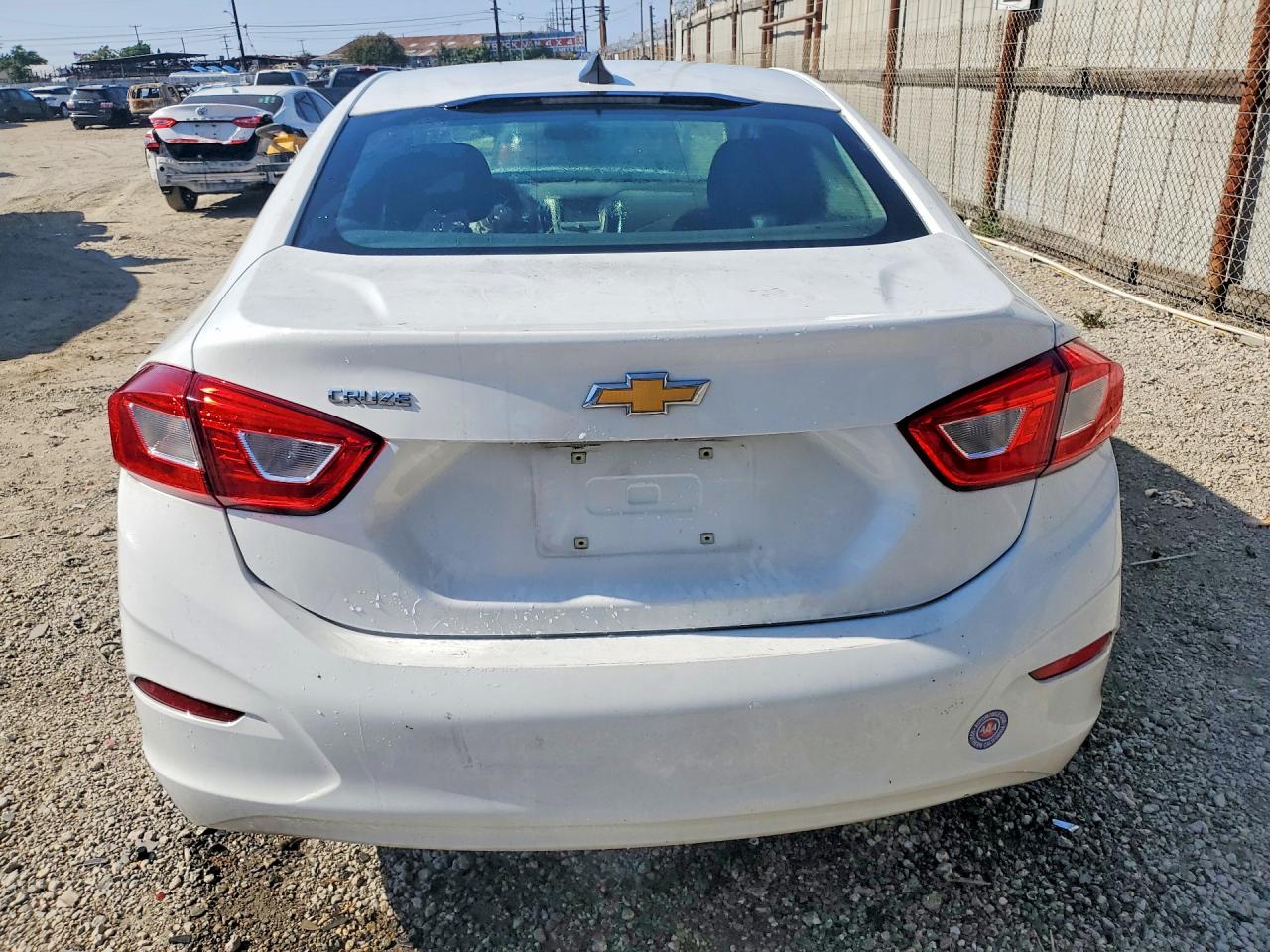 2018 CHEVROLET CRUZE