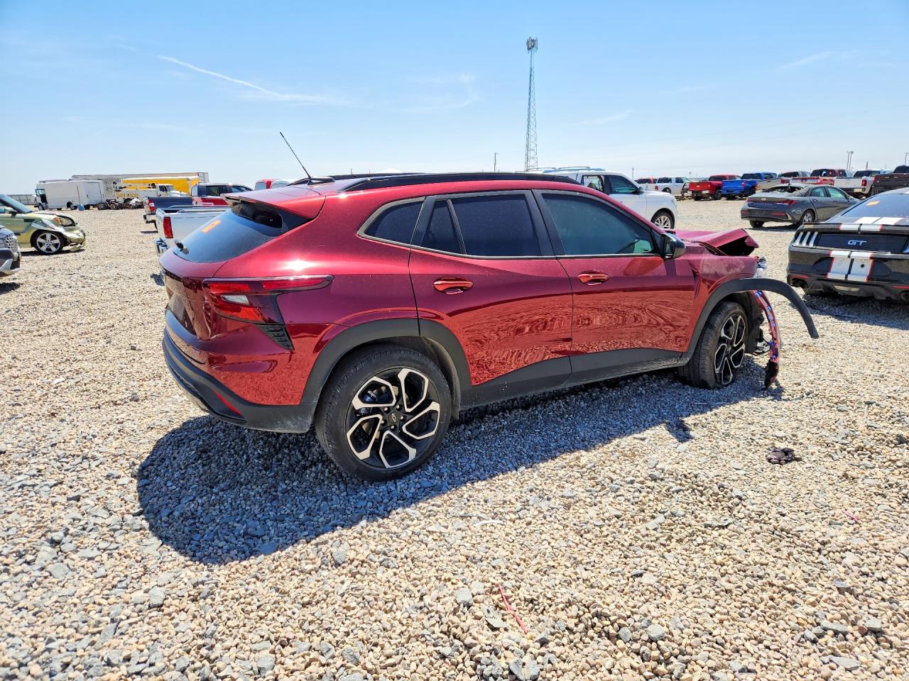 2025 CHEVROLET TRAX