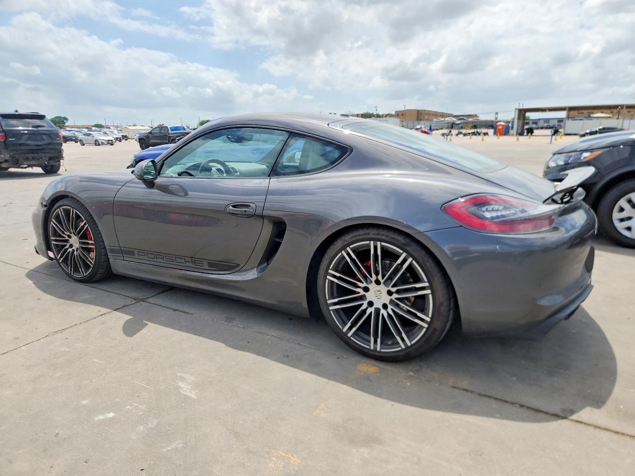 2016 PORSCHE CAYMAN