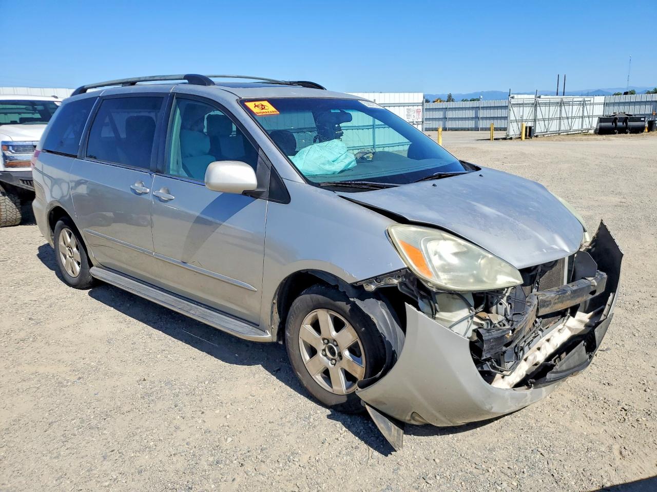 2004 TOYOTA SIENNA