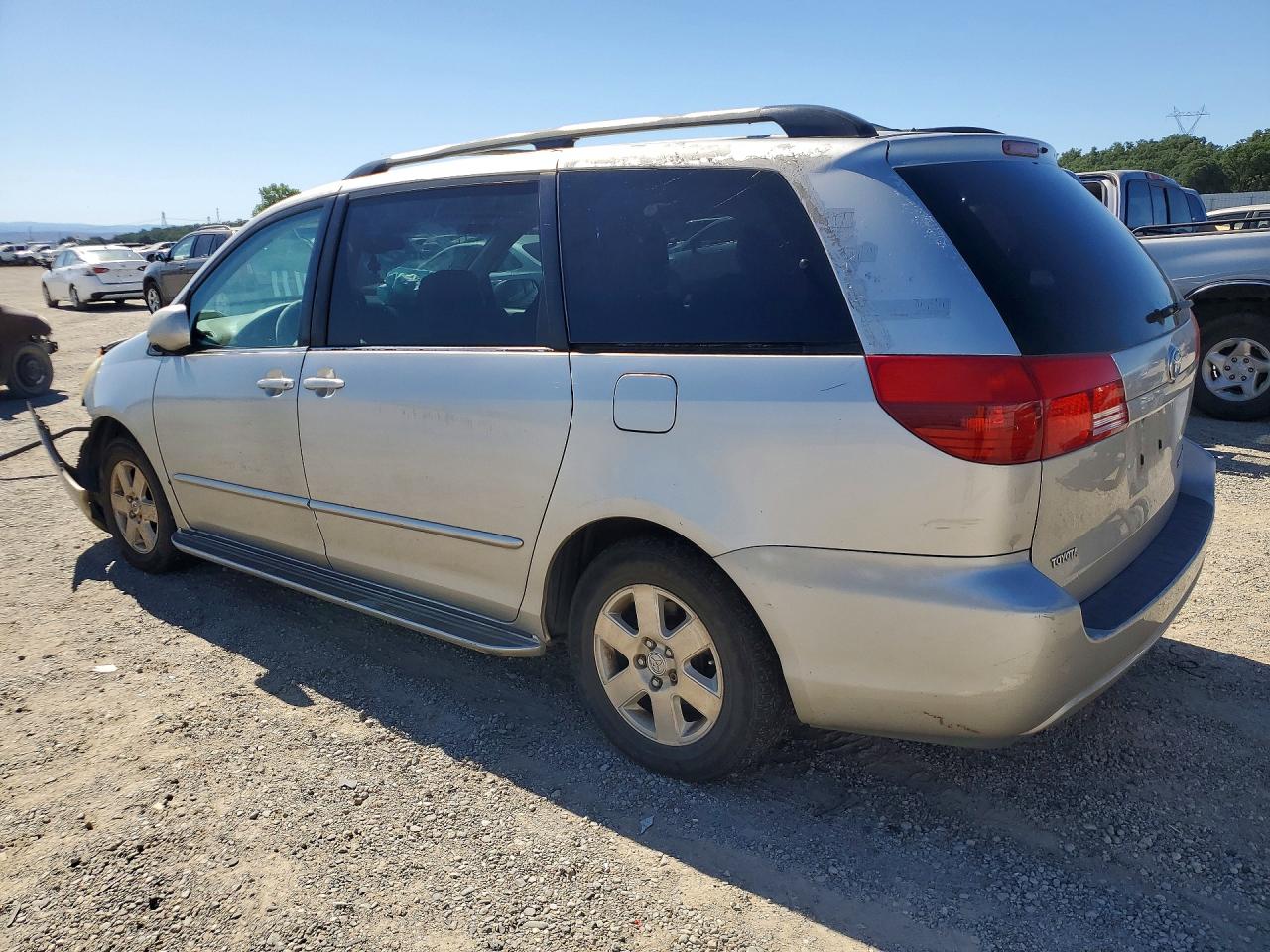 2004 TOYOTA SIENNA