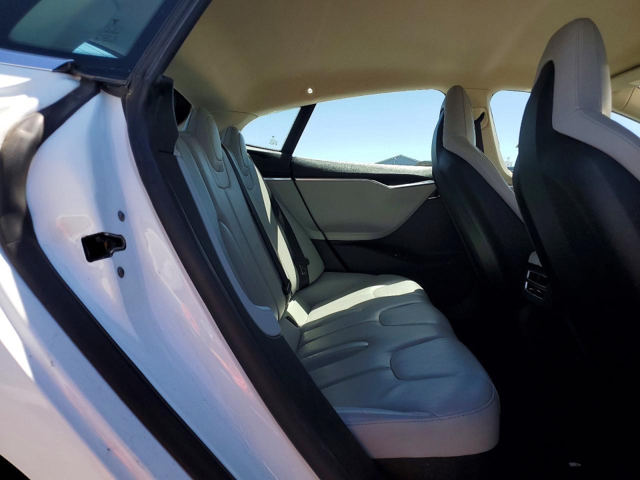 2014 TESLA MODEL S