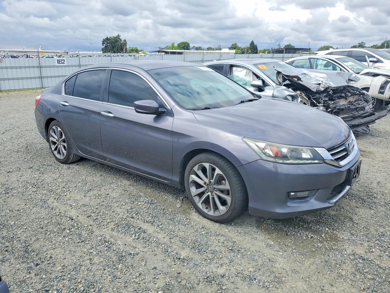 2015 HONDA ACCORD