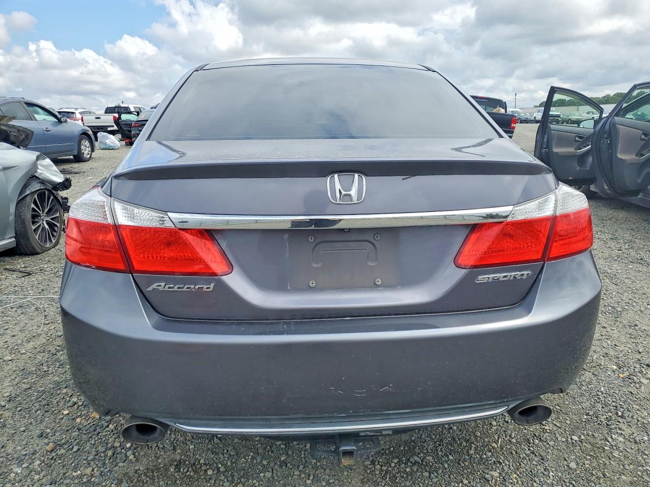 2015 HONDA ACCORD