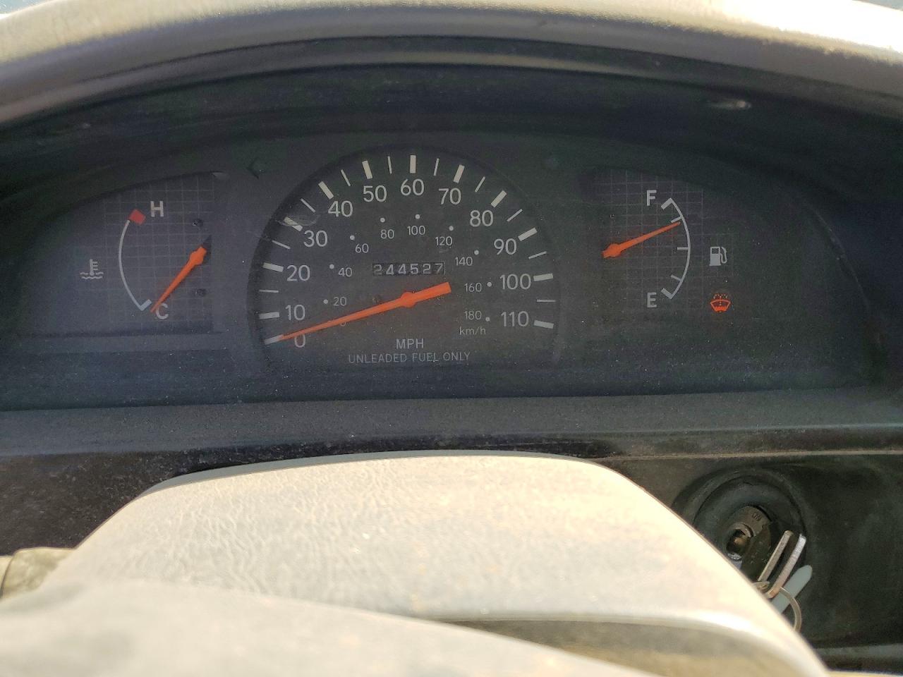2000 TOYOTA TACOMA