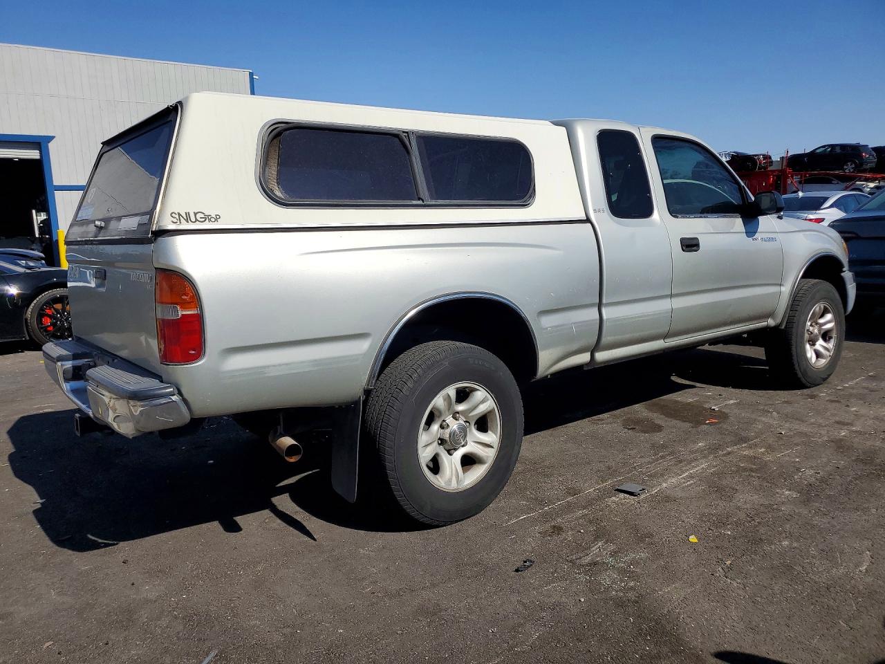 2000 TOYOTA TACOMA